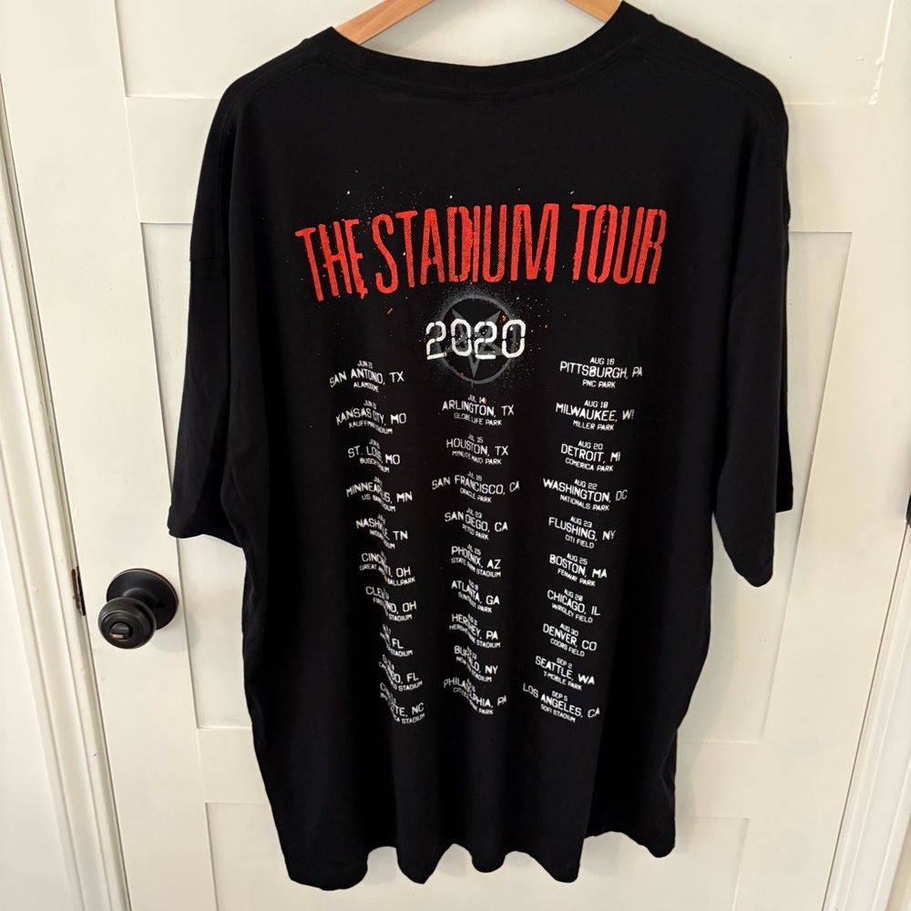 Motley Crue The Stadium Tour 2020. Size 3XL. - Picture 2 of 9